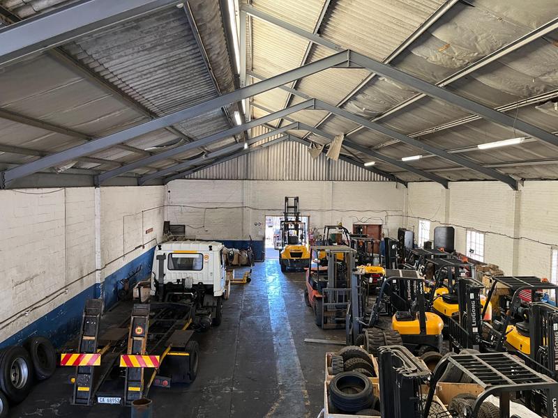 To Let Commercial Property for Rent in Montague Gardens Western Cape